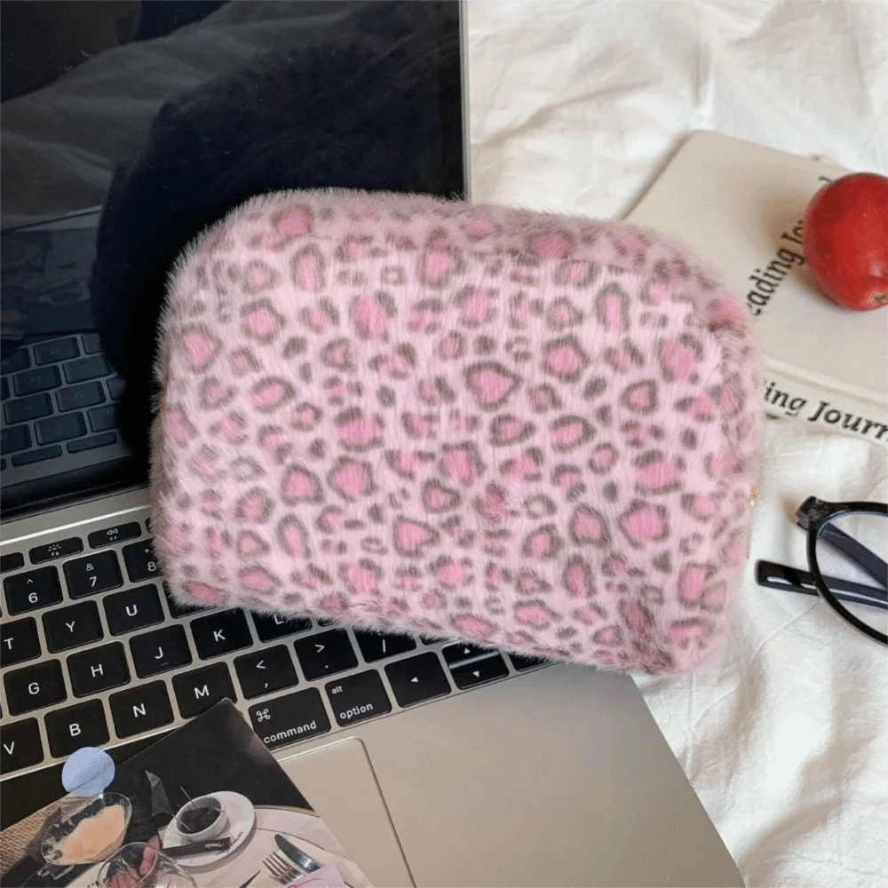 Durable Fuzzy Makeup Bag Leopard Print Large Capacity Toiletry Organizer Portable Cosmetic Bag Travel