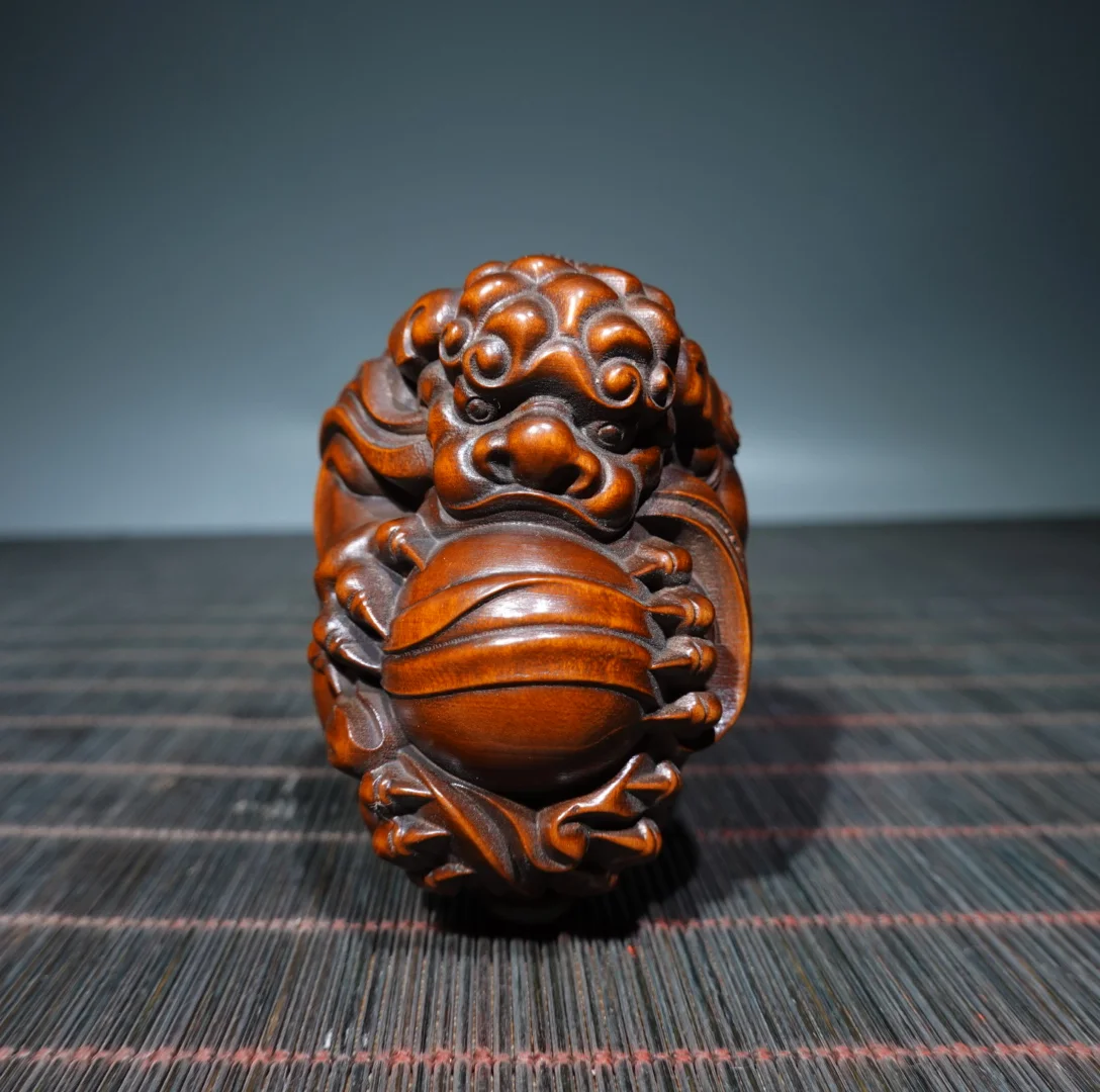 The Chinese natural boxwood sculpture interesting Pixiu statue pendant amulet is always on request