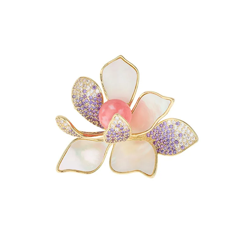 Дизайнерский смысл — ниша, большие и элитные. Высококачественная брошь в виде лотоса из натуральной ракушки, элегантная, навязка и модная.