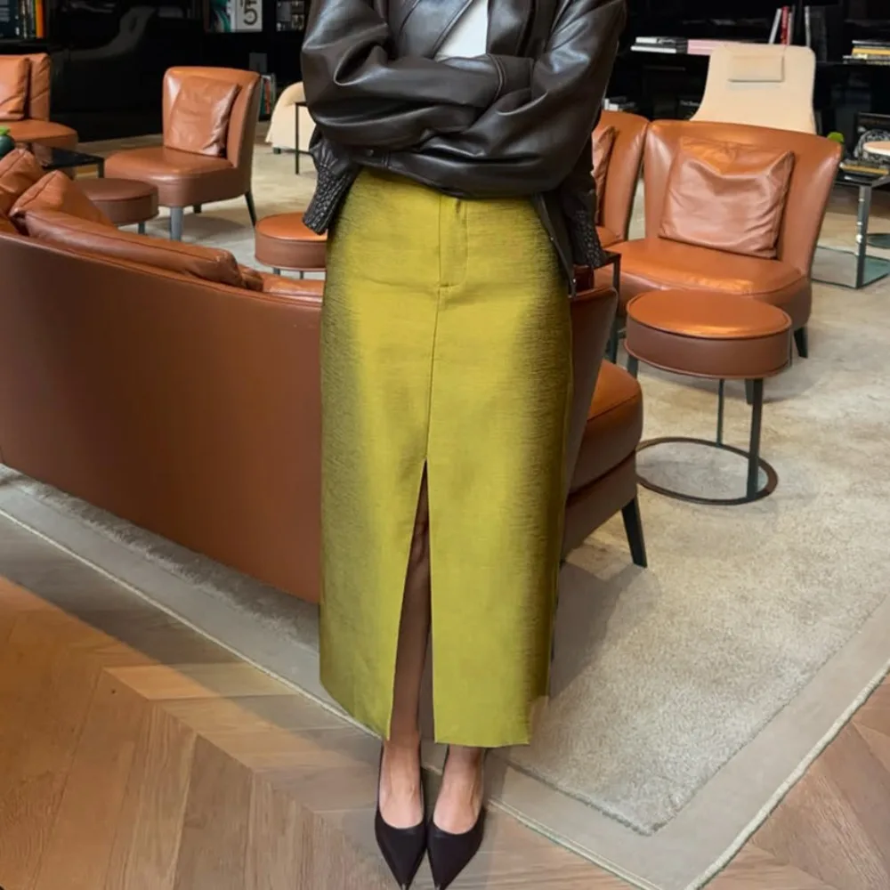 Light Luxury Olive Green Slit Satin Skirt Autumn and Winter Women's Chic Soft Concert Office Travel Hanging Straight Tube Skirt