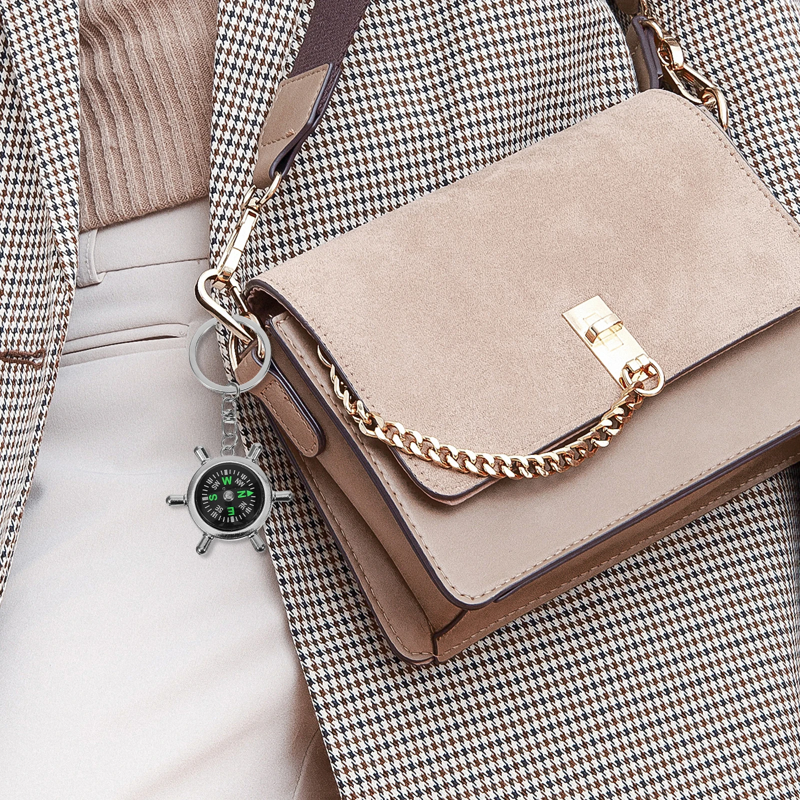 

3pcs Rudder Shaped Compass Keychain Portable Camping Compass For Hiking Outdoor Survival Compact Travel Accessory