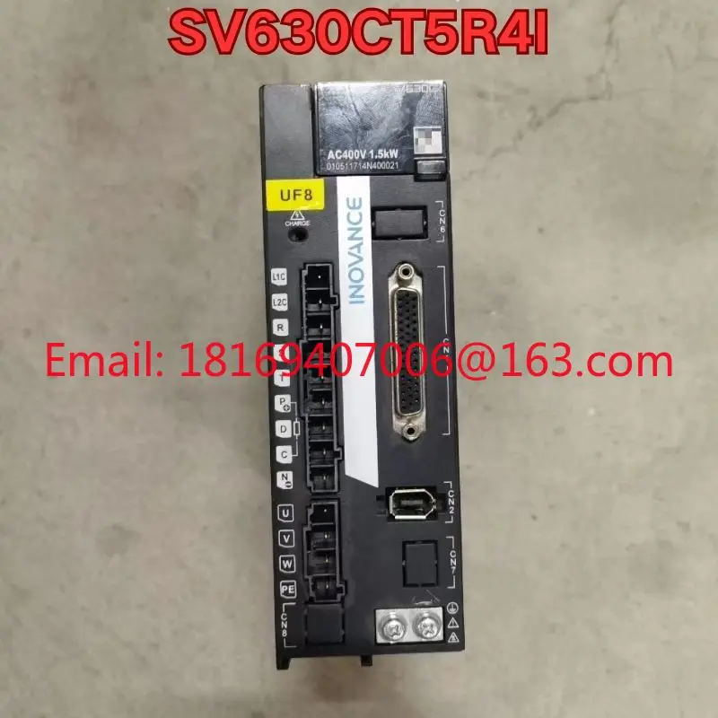 

Бывший в употреблении тест функции сервопривода SV630CT5R4I нормально