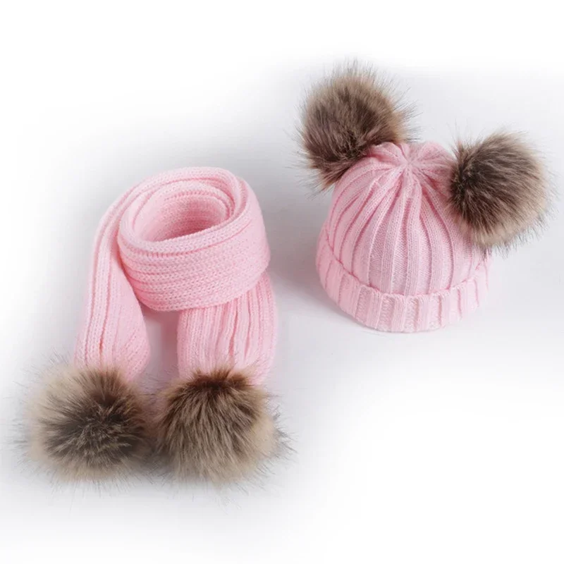 Рисунок 5 - детские зимние вязаные шапки-бини