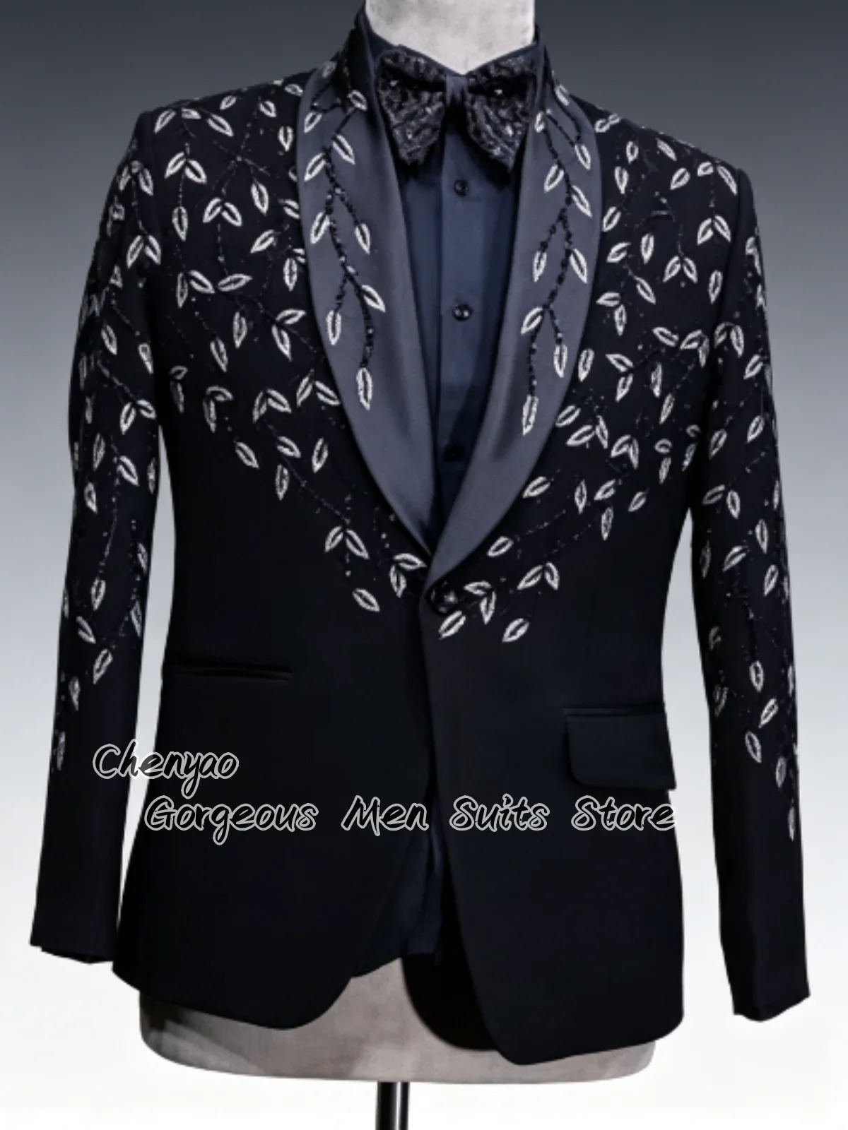 Luxury Embroidered Leaf Pattern Men Suits Customized Groom Tuxedos Party 2Pcs Sets Male Prom Blazers Elegant Formal Ropa Hombre
