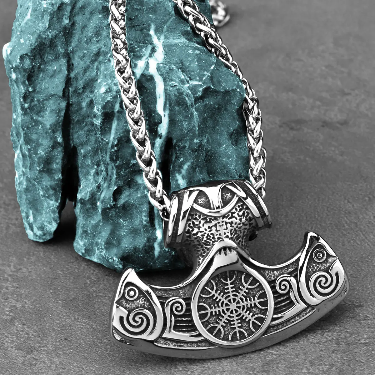 Stainless Steel Vikings Thor Helm of Awe Axe Necklace Men's Vintage Fashion Amulet Pendant Necklace Vegvisir Celtic Jewelry Gift