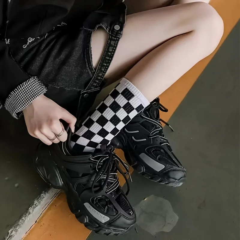 Checkerboard Socks Harajuku Style Crew Socks Women Men Streetwear Long Cotton Sock Skate Hip Hop Colorful Casual Sports stocking