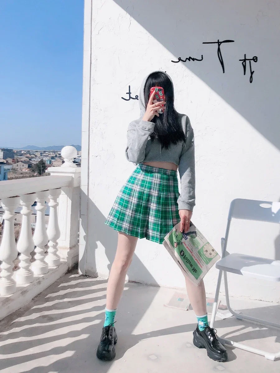 

Harajuku Ruffled High Waisted Short Skirt, Cute Punk Style, Green Chequered, A-shaped Skirt, Spring, Summer