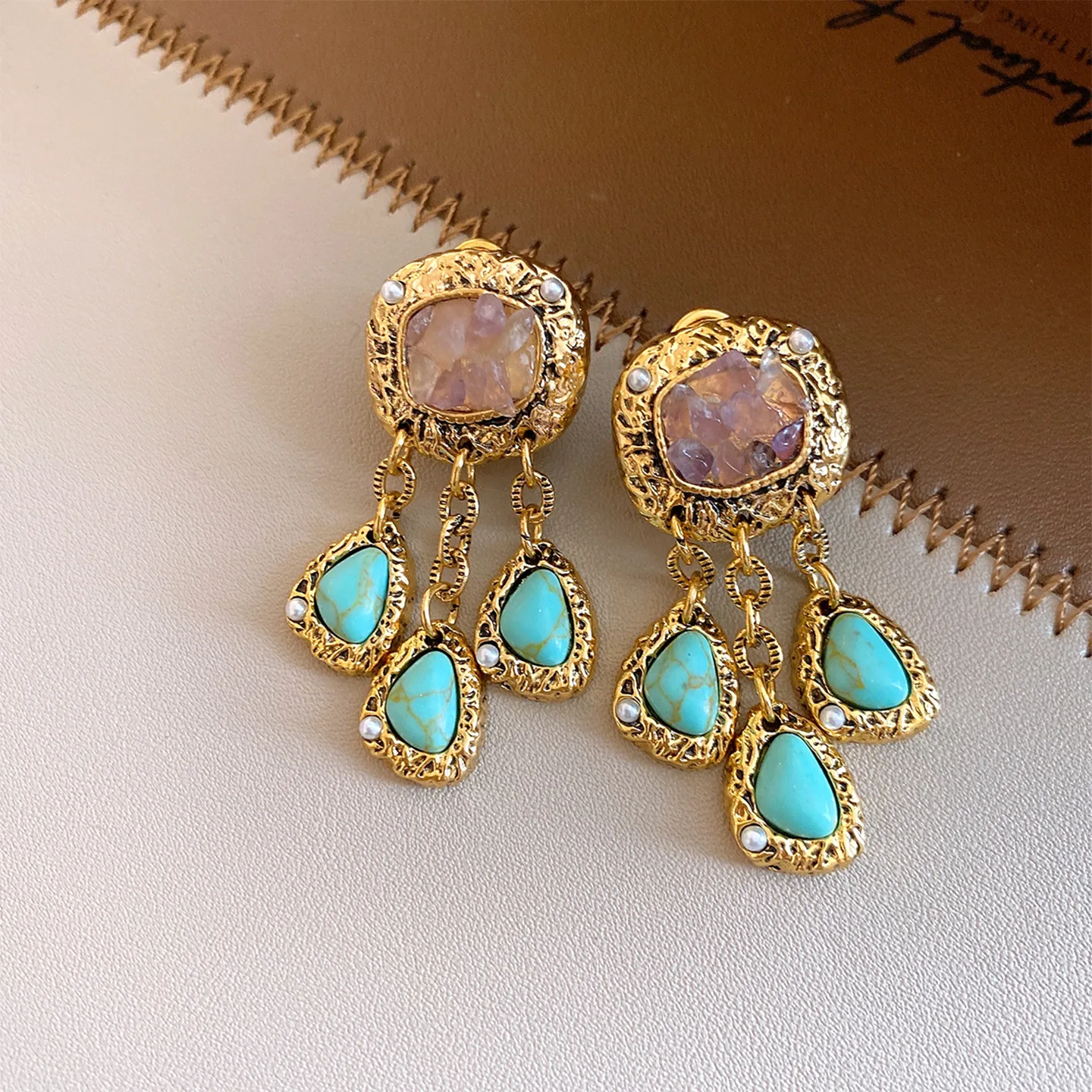 Vintage Lila Kristall-Türkis Wassertropfen Goldene Ohrringe für Frauen, Böhmische Ohr-Accessoires, Schmuckgeschenke, Party- und Freizeitkleidung – Detail 7