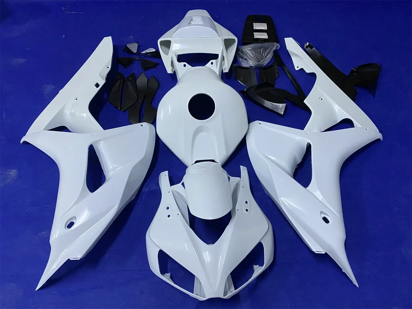 

For CBR1000RR CBR 1000RR CBR 1000 RR 2006 - 2007 Motorcycle fairing body kit ABS injection molding Unpainted