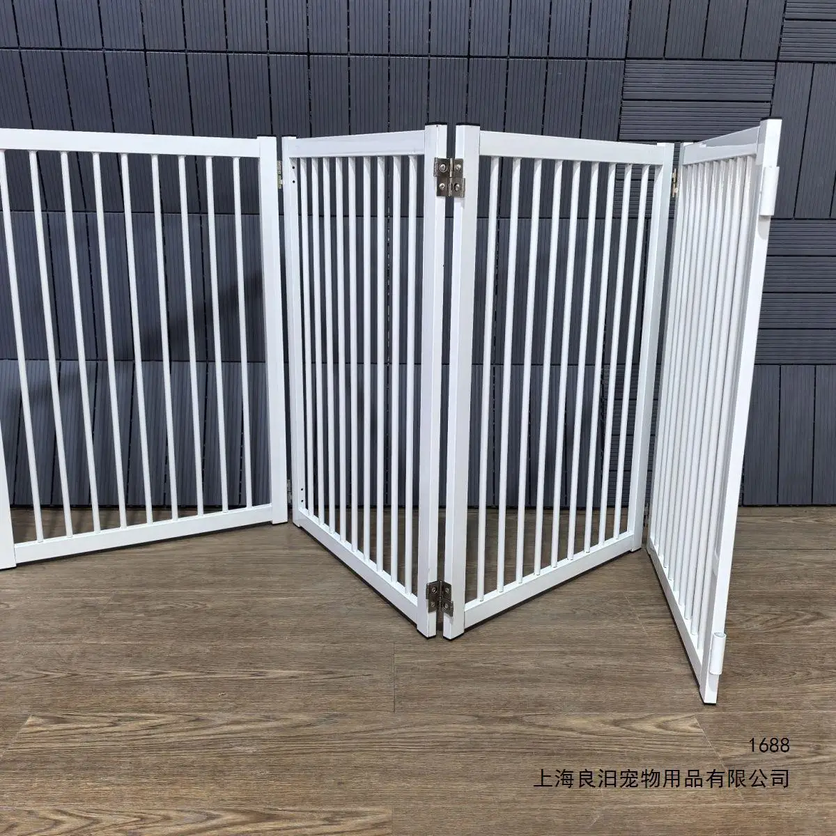 360 Degree Foldable Pet Barrier, No Installation Dog Cat Fence, Adjustable Indoor Safety Guard for Pets
