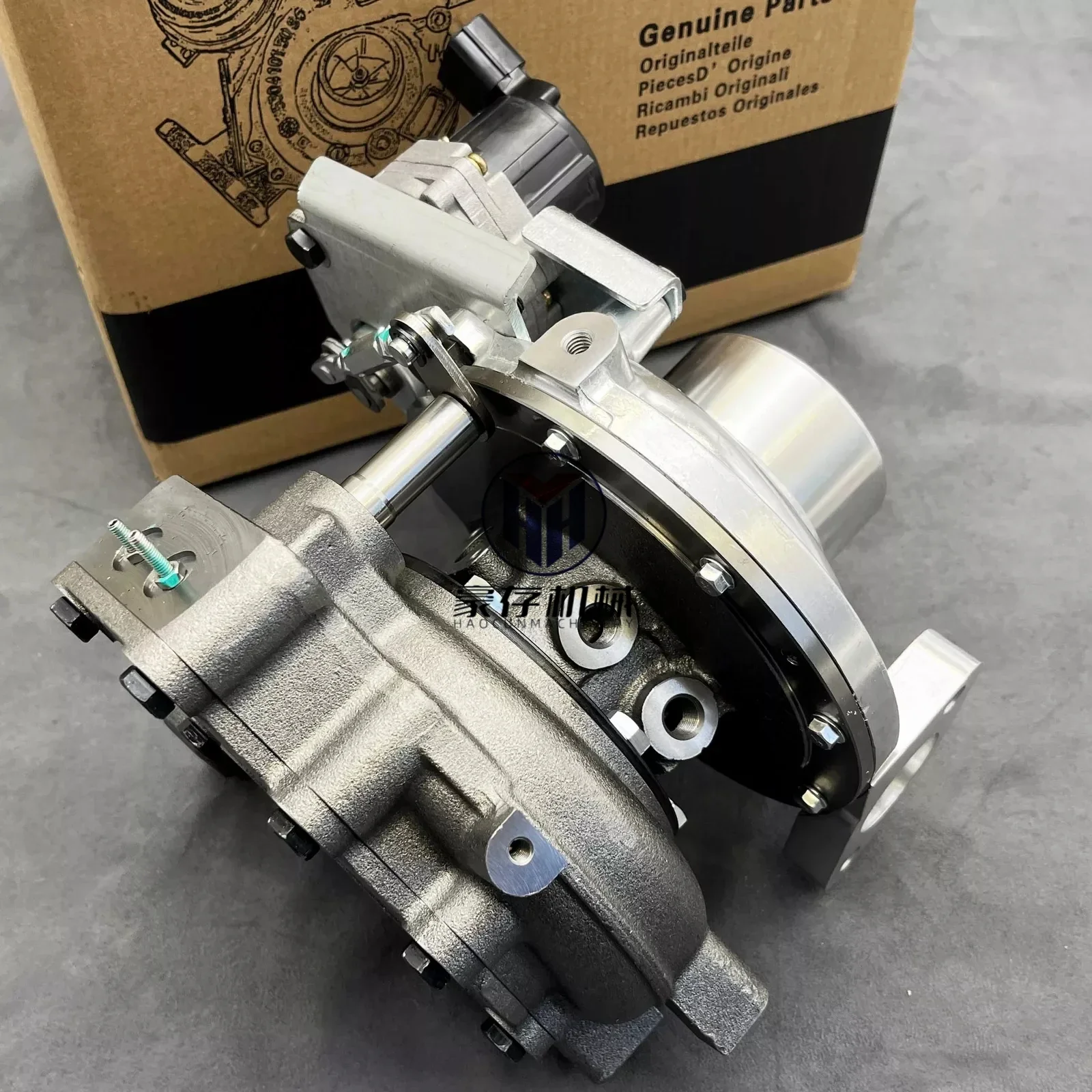 

8983476143 Турбокомпрессор RHF55V для двигателя Isuzu 4HK1 NRR NQR NPR W5500 W5500HD