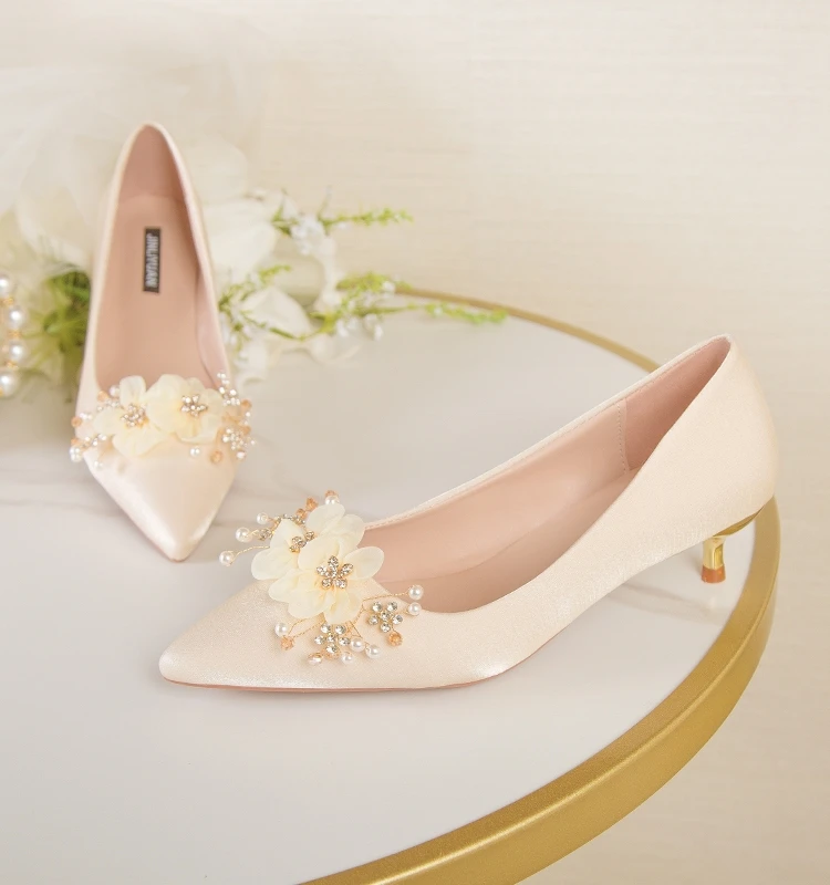 Summer Low Heels 3cm 6cm 8cm Champagne Colored Wedding Shoes Satin Wedding Bride\'s Low Heels Small Heels Dress Bridesmaid Shoes