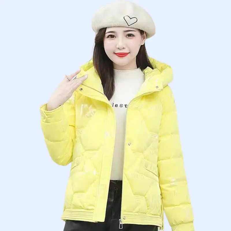 2025年冬新作 レディースファッション 洋風 ショート丈 コットンジャケット 光沢感 韓国風 ゆったり 厚手 暖かいカラー コットンジャケット
