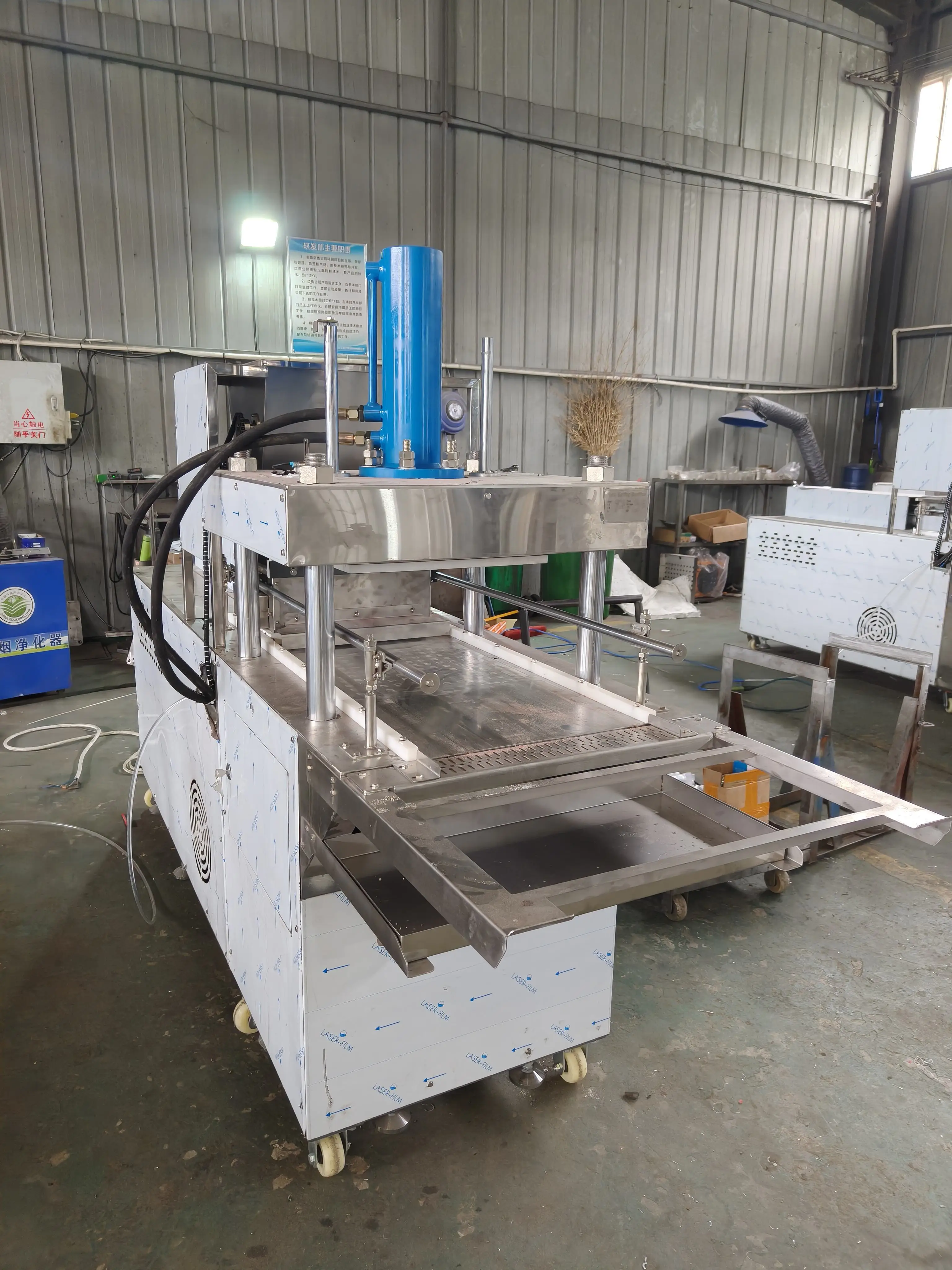 Top Quality Patty Forming Machine Pet Food Automatic Forming Machine for Pet Food Container Store rating: 4.4 ￼ (14 reviews)