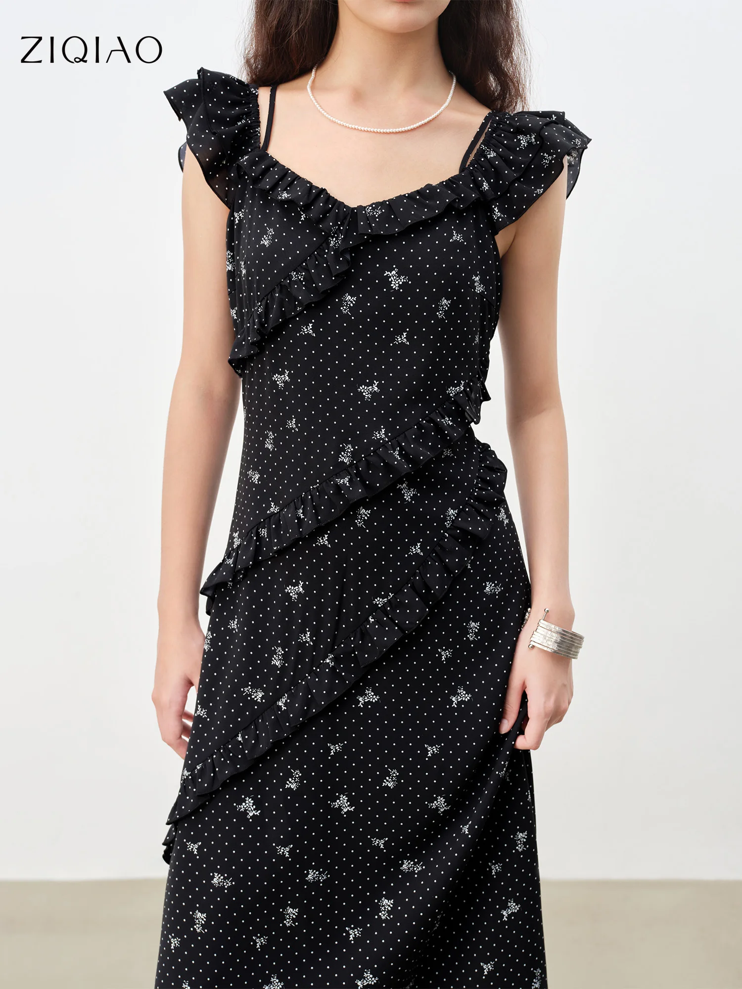 black.denim.dress Black Sleeveless Button Up Halter Neck Denim Dress – Cindy Jane Boutique Color:KS 98 Terracotta dress for club party Would it be ok Its made in a