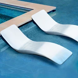 Ensemble de 2 chaises longues blanches imperméables, meubles d'extérieur, tous types de piscine, jusqu'à 9 