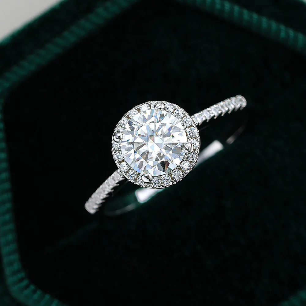 

S925 sterling silver D color moissanite 1 carat luxury round package engagement ring female, Valentine's Day gift, gift box