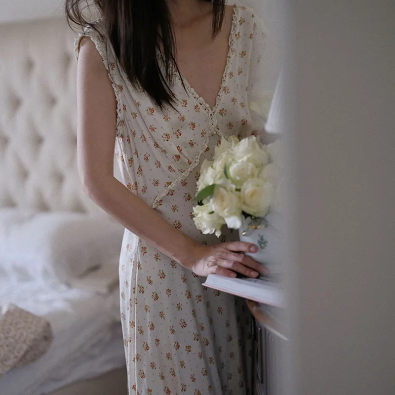 

Summer Sleeveless Sexy V-Neck Nightdress Women Sweet Printing Long Nightie French Style Loose Design Floral Ankle-Length Nightie