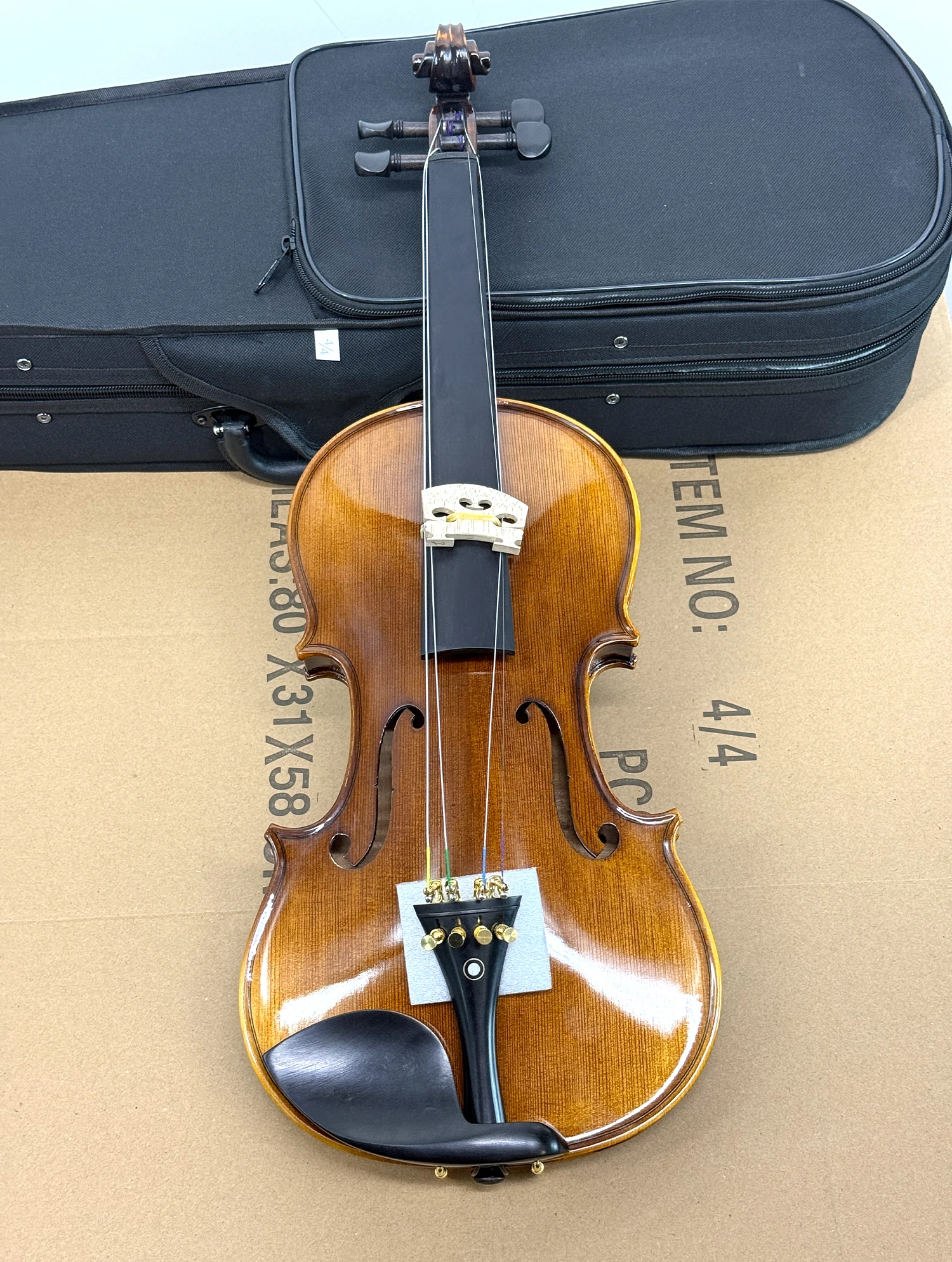 Handmade Violin 4/4 3/4, Air-Dried for over 10 Years, Natural Flame-Grained Maple Wood, Antique-Style Spruce Board, Oil-Based Varnish, Ebony Fittings, Complete Set with Case, Bow, and Shoulder Rest
