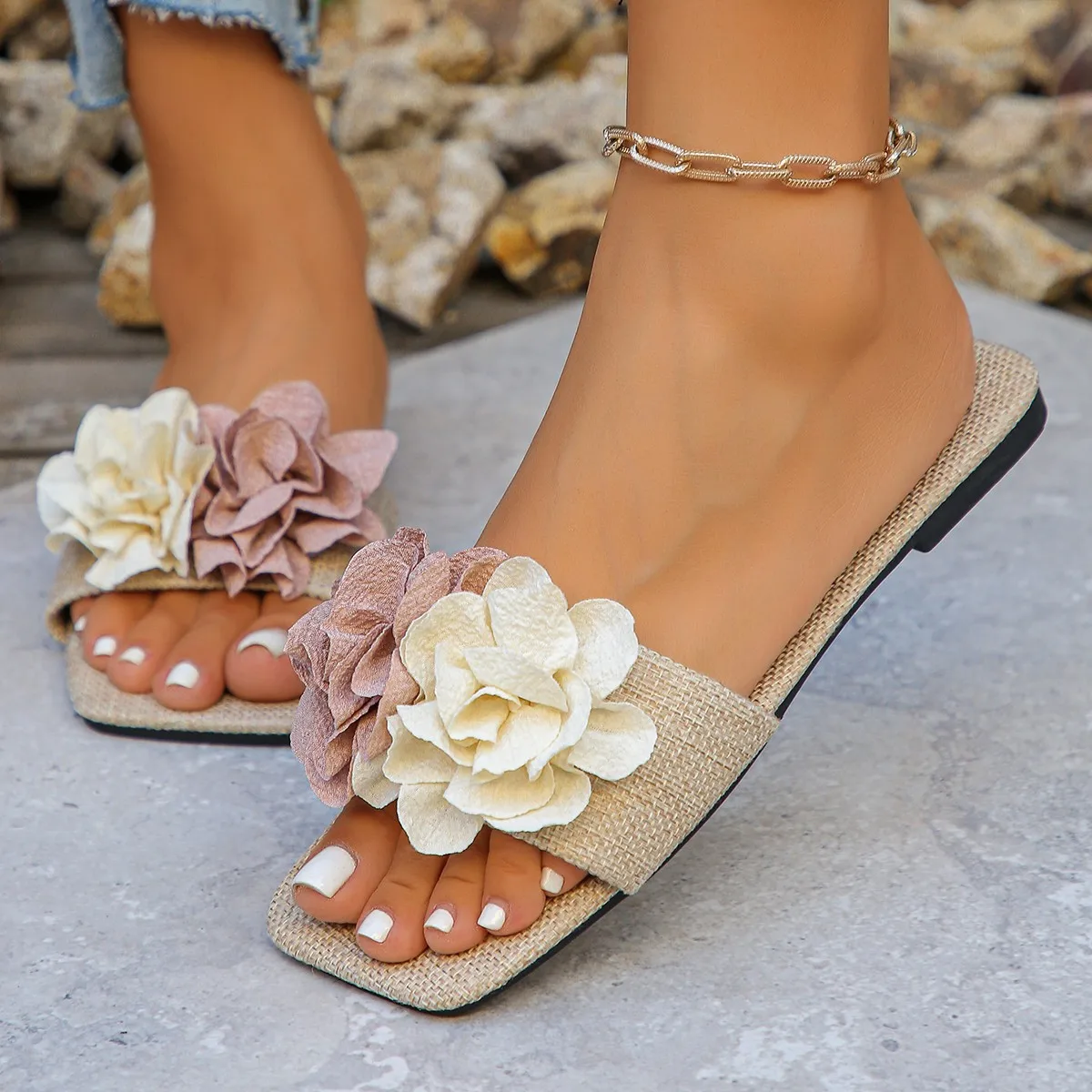 

Summer Elegant Square Headed Sexy Flower Casual Slippers Fashionable Best Selling New Comfortable Women's Plus Size Slippers