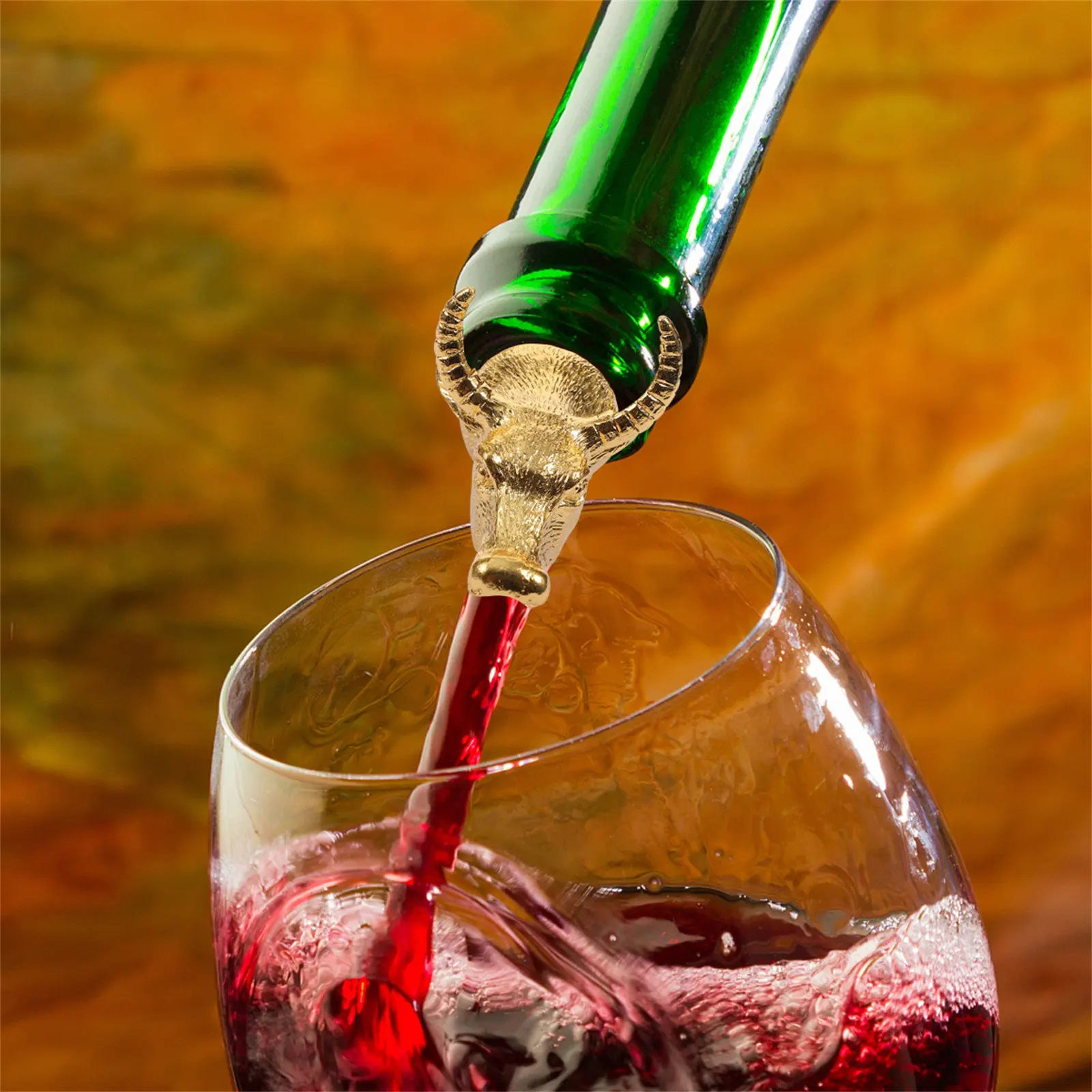 Bull Head Wine Pourer Stopper - Zinc Alloy Airtight Seal, Creative Animal Design for Wine Bottles