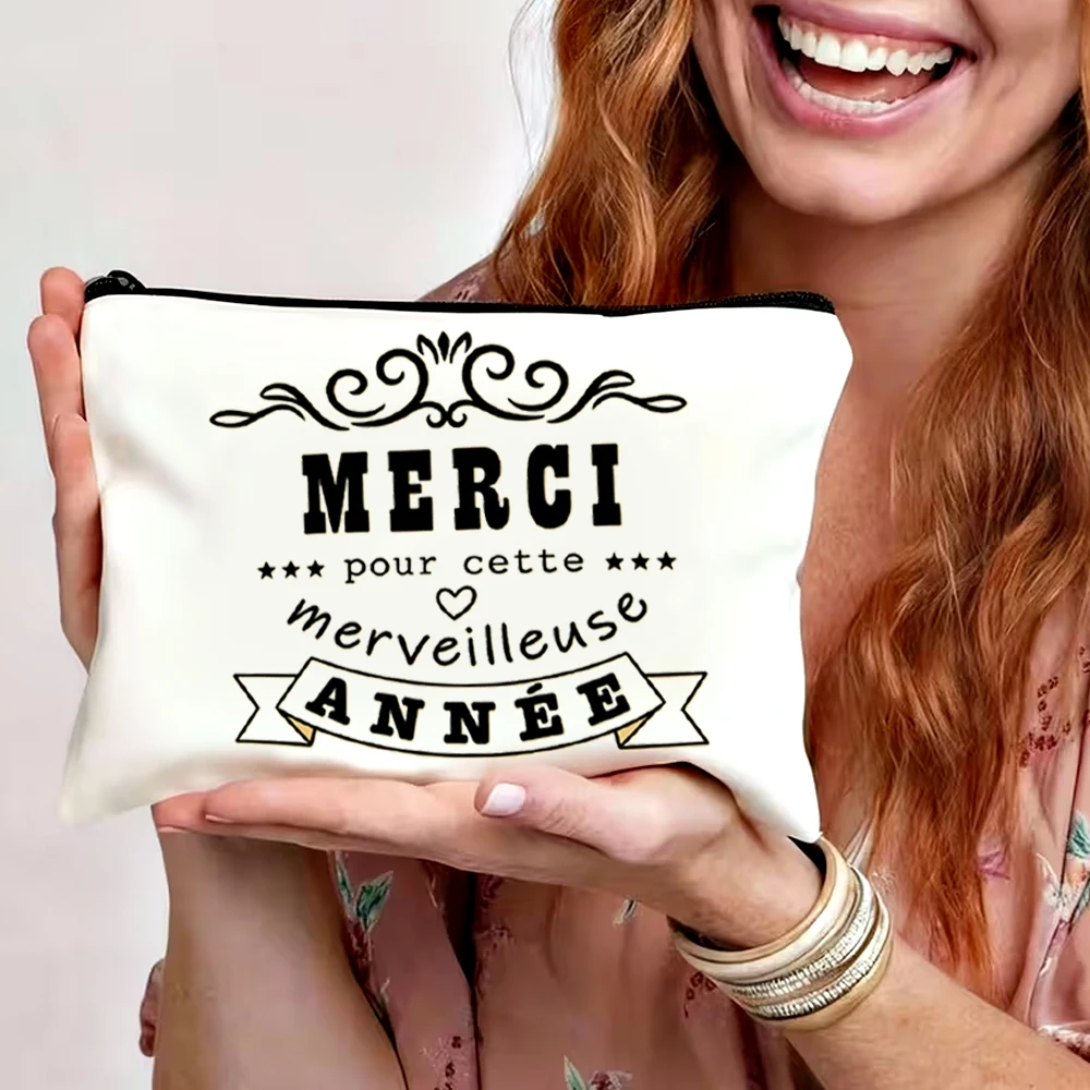 Durable and Fade-Resistant, Stylish Gift, Toiletry Bag, Convenient Zipper Closure, Gift for Sisters, Portable Makeup Bag, Student Pencil Case, Storage Bag, Zipper Pouch, Pencil Case Travel Bag, Snack Bag - Multifunctional Bag - Gift for Friends