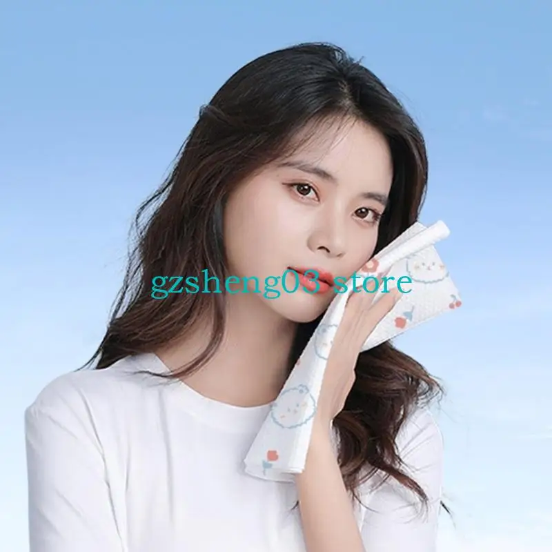 

U75C Stylish Cartoon Printed Thickened Bath Towel for Single Use In Hotels and Gym