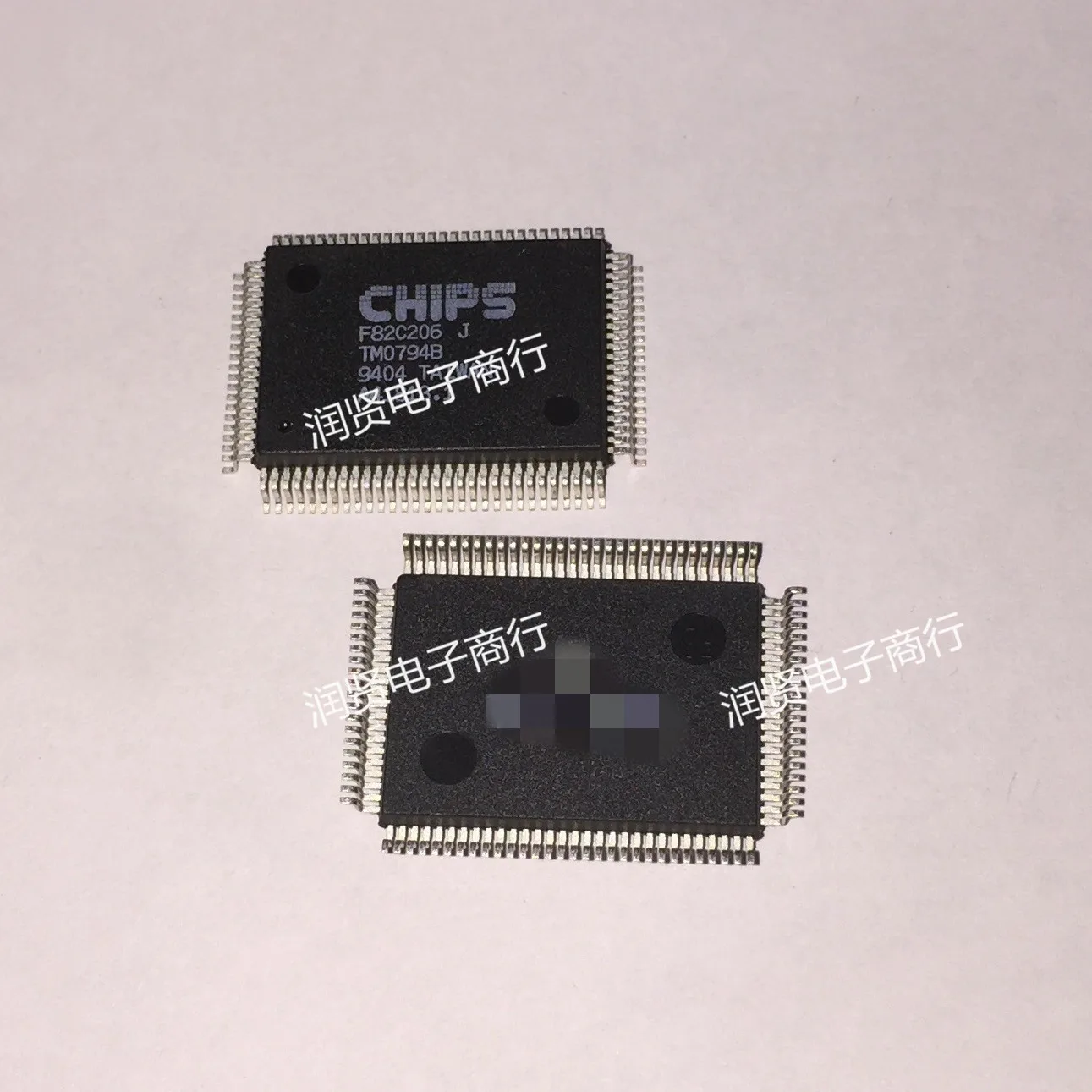 2Pcs F82C206C1 F82C206J F82C206 Qfp Gloednieuwe Originele