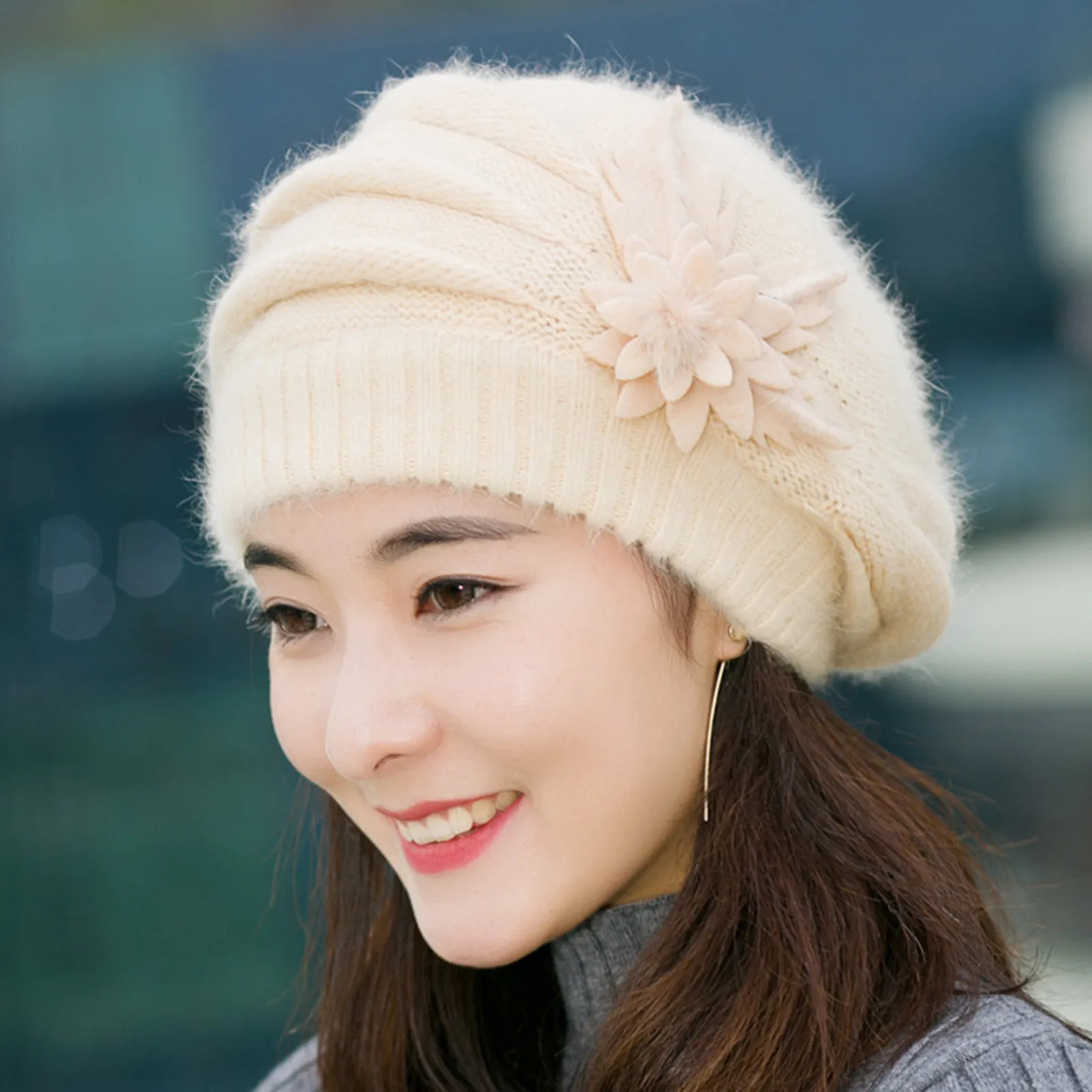 New Women Winter Berets Warm Beanies Fleece Inside Knitted Hats For Woman Korean Fashion Cap Autumn Winter Ladies Trendy Berets