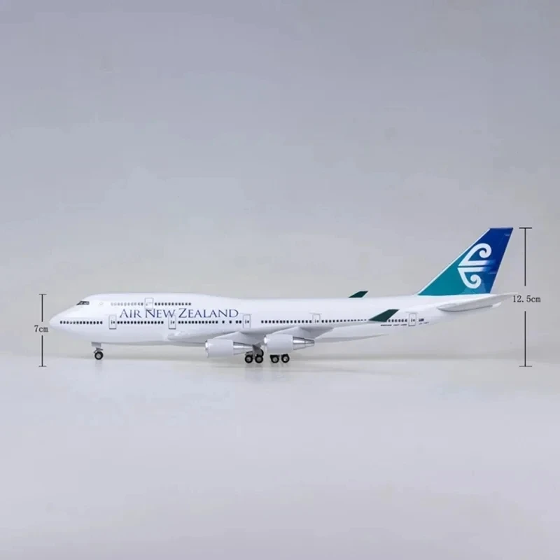 Большая модель самолета в масштабе 1:150 777, новозеландские воздушные пути B747, модели самолетов, игрушечные литые самолеты со светодиодной подсветкой для украшения