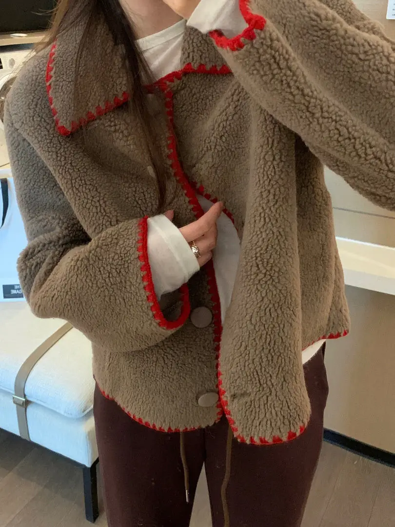 

Thick Fashion Collar Lamb Wool Coat for Women Winter 2025 New Short Retro Top