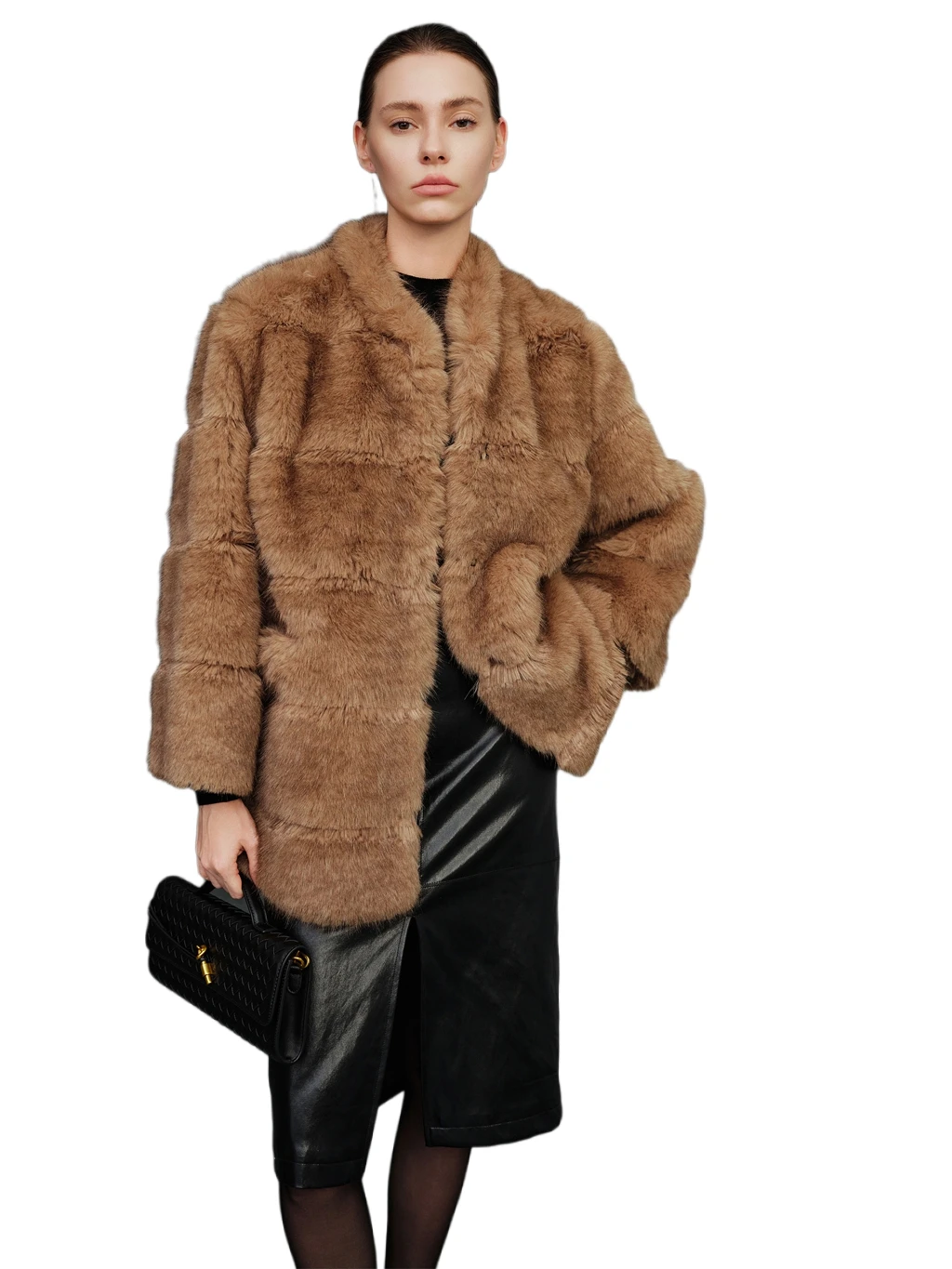 A slim and eco-friendly fur coat made of faux mink with 9-quarter sleeves