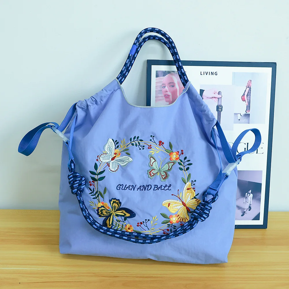 

Kawaii Embroidered Large Capacity Tote Bag Anime Cartoon Cute Waterproof Nylon Canvas Bag Handheld Shoulder Bag for Women Gifts