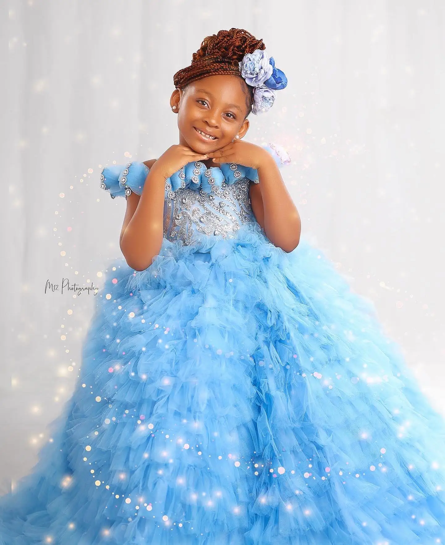 Maßgeschneidertes hellhimmelblaues Mädchen-Geburtstagskleid mit Perlen verziert, Rüschen, Blumenmädchenkleider für Hochzeit, Prinzessin, Baby-Fotoshooting-Kleider