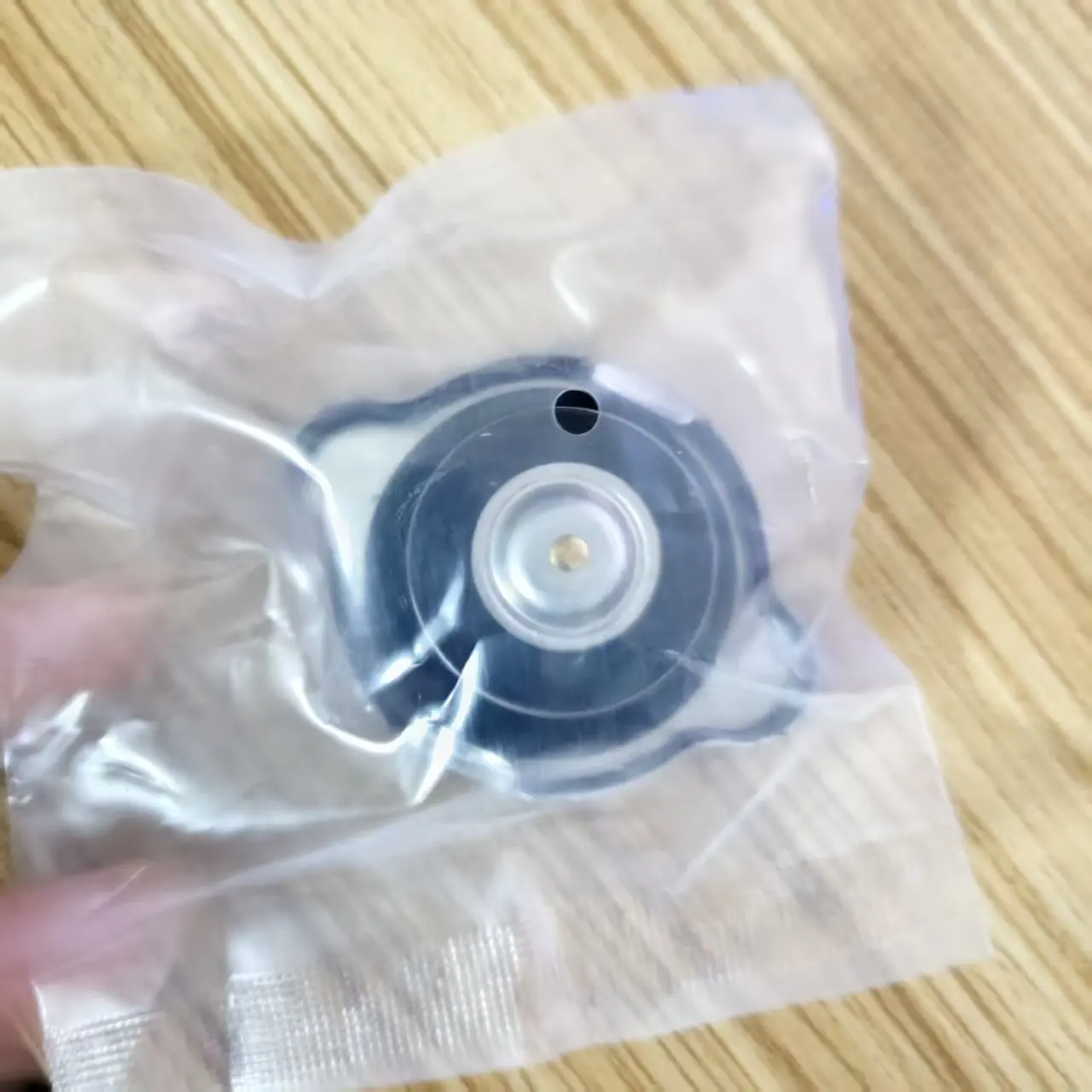 8979422681 حقيقية غطاء تغليف المبرد ل ايسوزو D-MAX Mu-X 2003-2019 U ل هولدن TFR'03 غطاء مشعاع المحرك كروم 8-97942268-1 #6