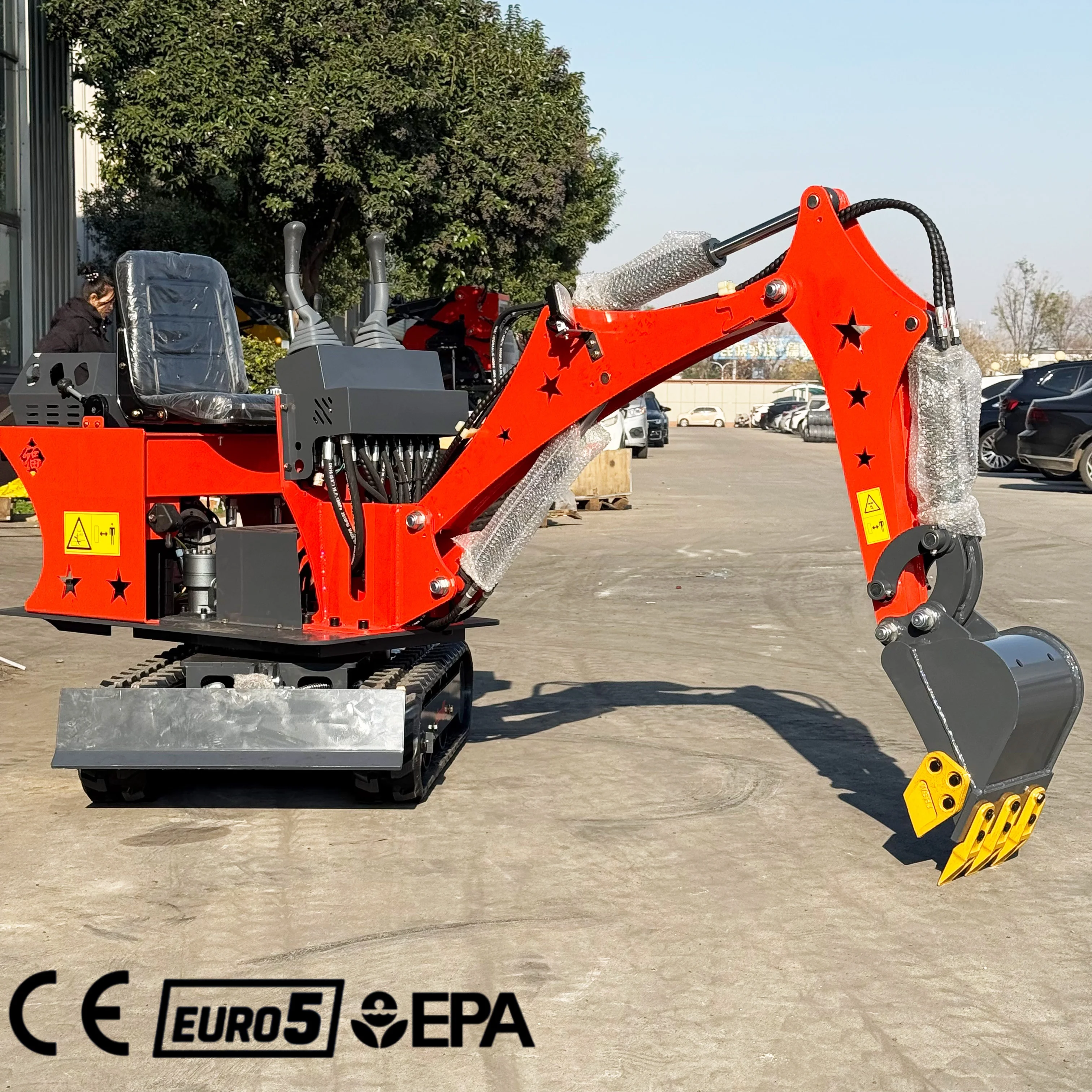 حفارة صغيرة مخصصة 0.8 طن محرك EPA كوبوتا الزاحف حفار صغير حفار صغير 1 طن 2 طن حفارة صغيرة صغيرة للبيع #6