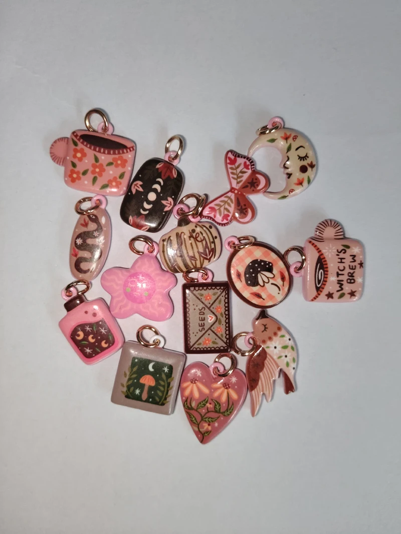 14pcs Mix Color DIY Copper Love Butterfly Oil-drop Moon Shaped Pendant for Jewelry Making DIY Necklace Bracelet Accessories