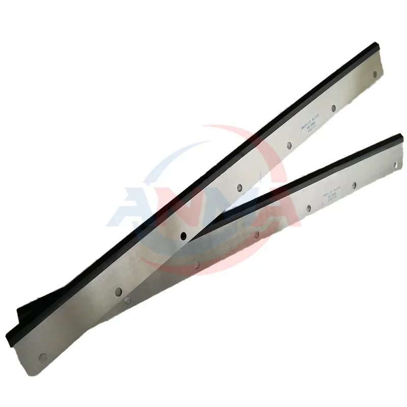 

Цена по прейскуранту завода-изготовителя, 5 шт., KORD64, размер лезвия 690x50x0,5 мм для печатной машины Heidelberg Kord 64, запасные части