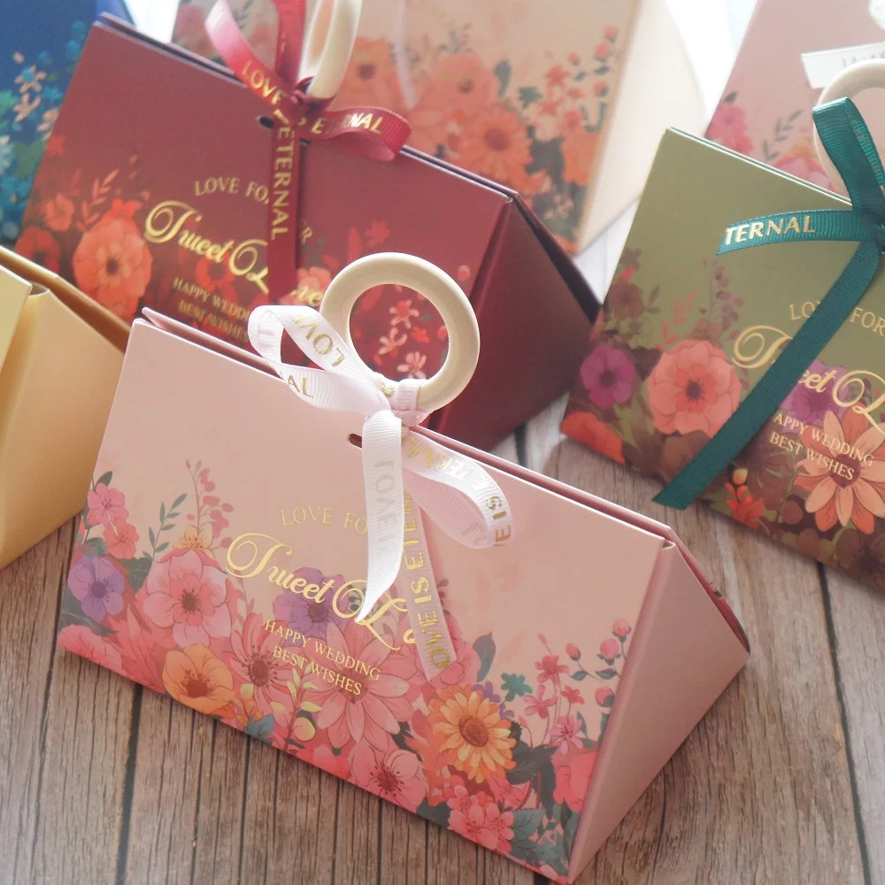 

17*10*8.5cm 10pcs GOLD Pink Green Yellow Flower Paper Box with Ribbon Tag Candy Chocolate Macaroon Wedding Gift Packaging