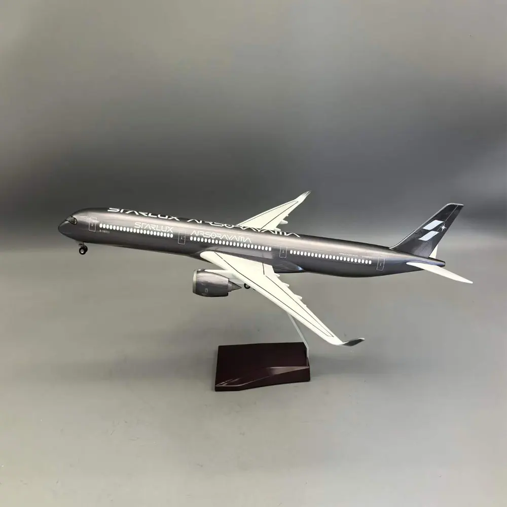 47cm A350-1000 Starlux Airways Resin Plane Model Diecast Airplanes With Base Landing Gear For Aviation Souvenir Home Decoration