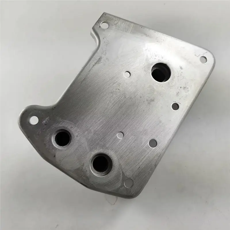 Stable-Engine Oli Cooler For Jeep Cherokee KJ 2006-2007 2.8Crd 68020552AA 6802-0552-AA