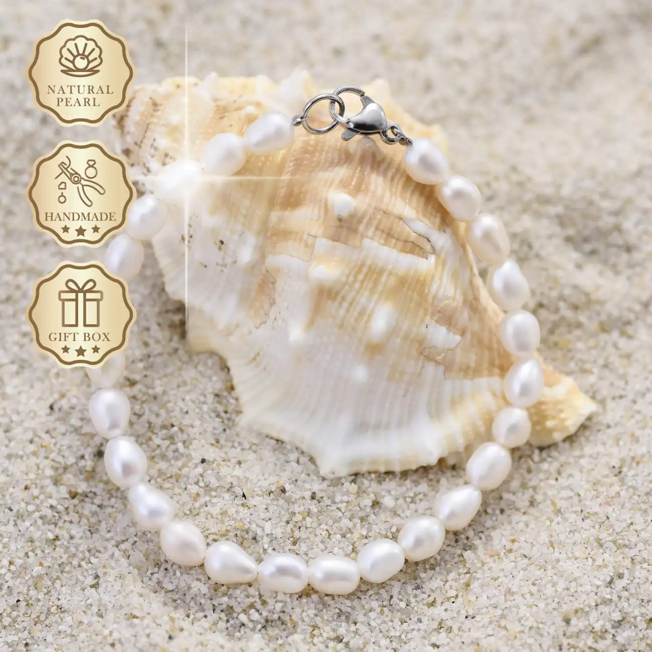 MYSOYA سوار لؤلؤ المياه العذبة من الأرز الأبيض 4.5 - 5.5 ملم مع مشبك جراد البحر الفضي، صندوق هدايا، هدية عيد الميلاد والذكرى السنوية