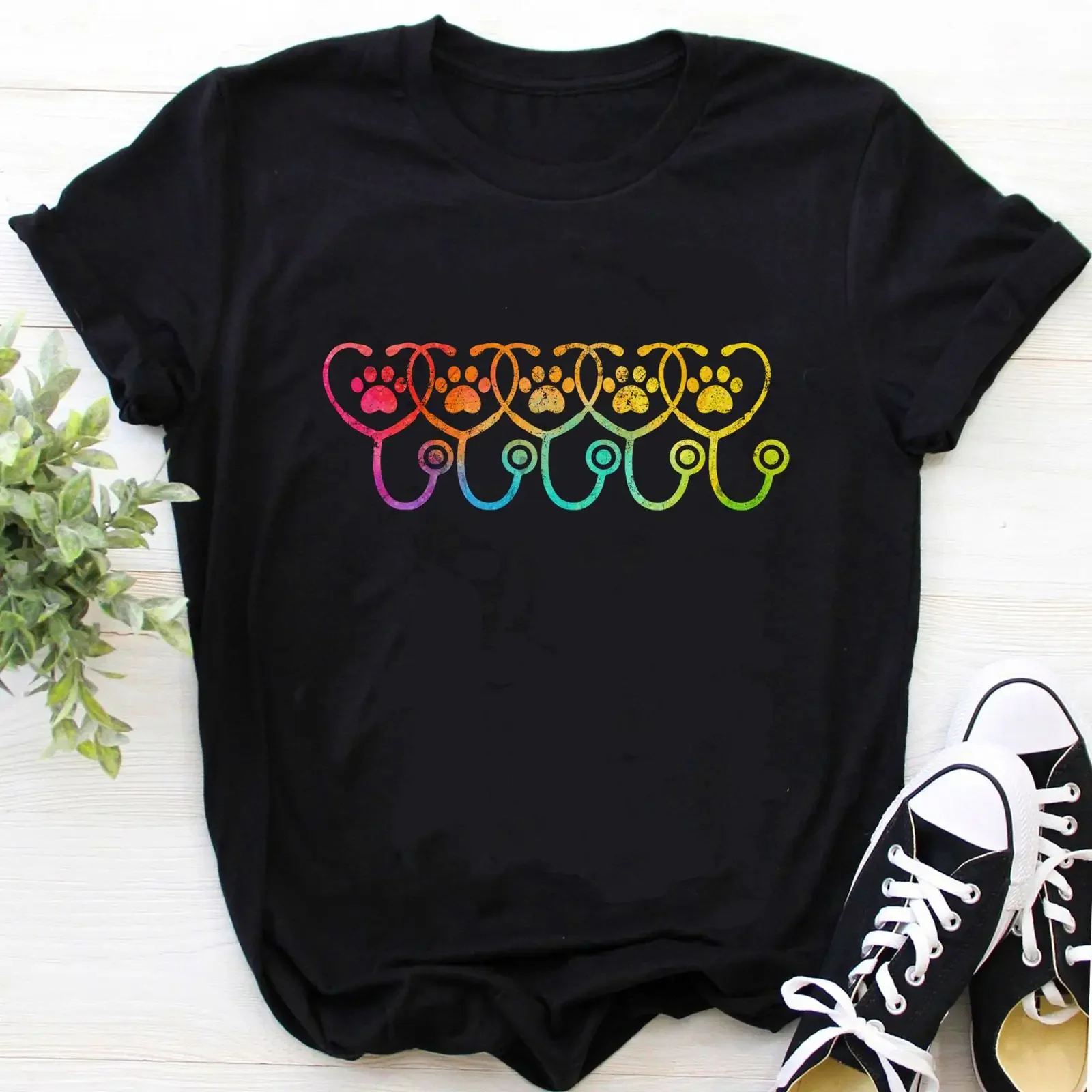 Vet Tech Rainbow Stethoscope Paw Print T Shirt Veterinary Technician Veterinarian Casual  vintage Washed homme Versatile