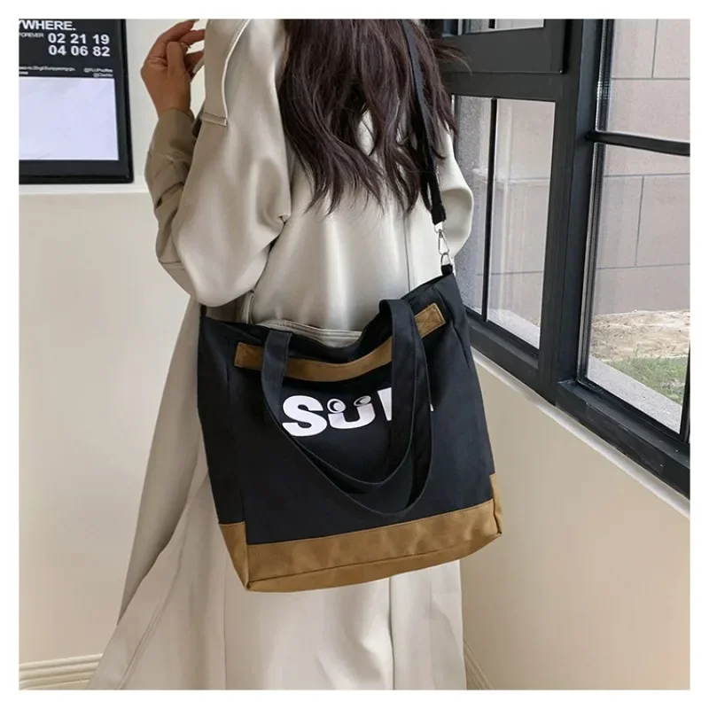 

New Bag for Women Large Capacity Crossbody Bag Commuting College Student Tote Luxury Brand Shoulder Bag Simple Casual Handbag