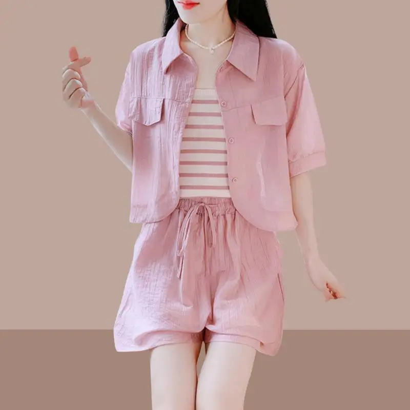 Conjunto de Moda Urbana para Mujer, Verano 2026, Camisa Elegante y Pantalones Cortos con Tirantes, Conjunto Casual de Tres Piezas para un Look Juvenil