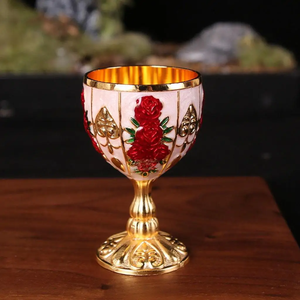 Wine Goblet Wine Embossed Cup Elegant Cup Glass Drinkware Gold Red