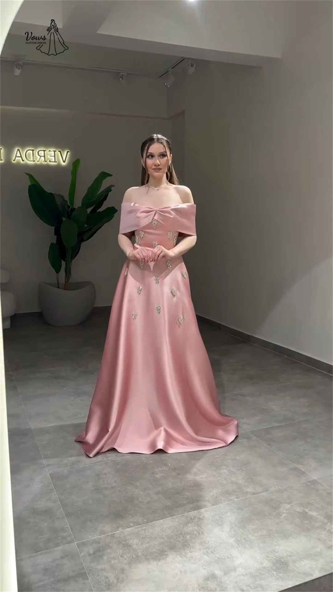 Sukienki balowe Nicole 2025 Luksusowa suknia balowa 2025 Linia A Szyta na miarę Świeca Cyrkonie Luksusowa suknia koktajlowa Robes De Cocktail