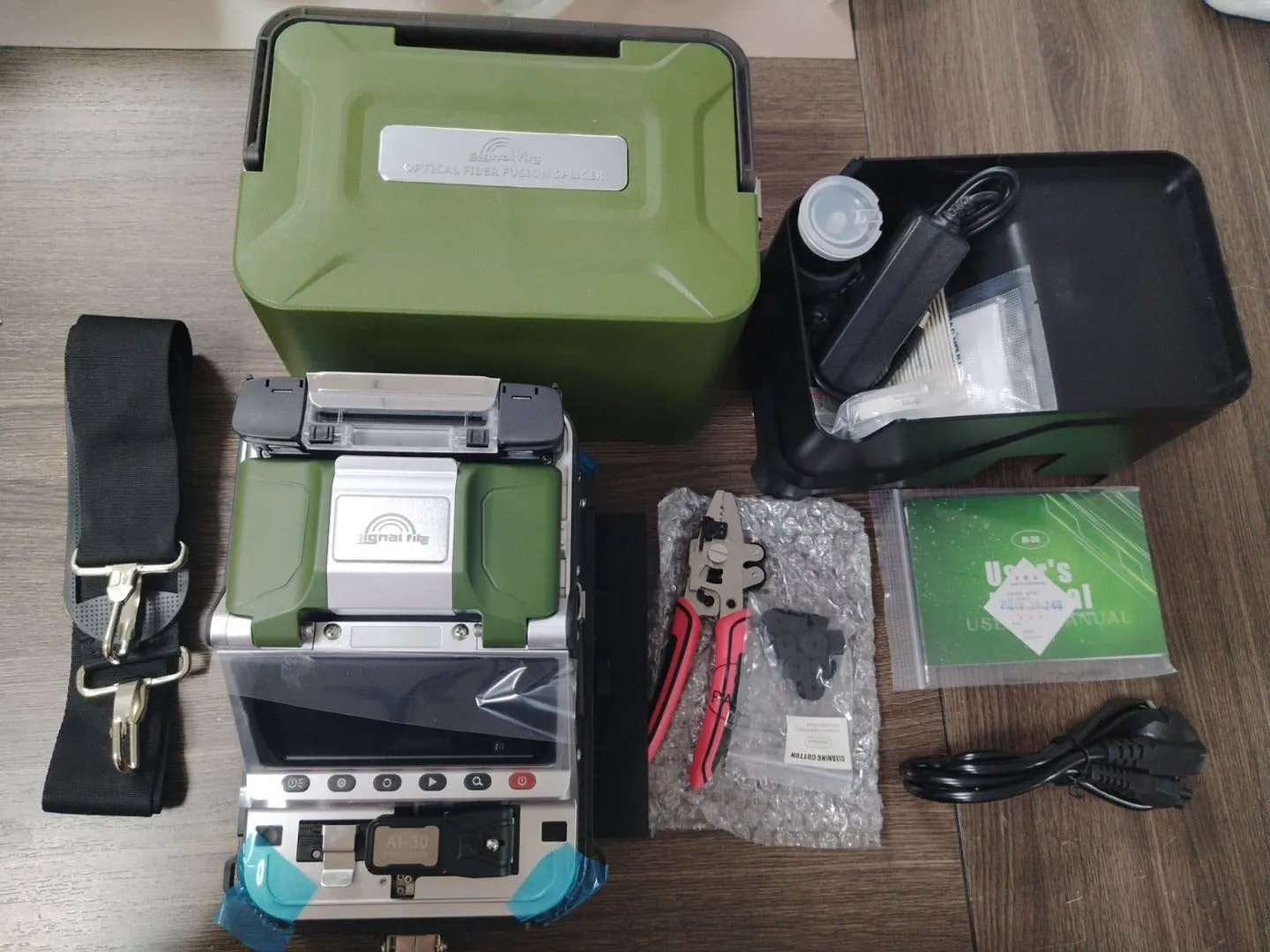 Sgnial Fire Ai 30 Światłowód z Wbudowanym Elektrycznym Ciętłem Światłowodowym Signal Fire z 5-letnią Gwarancją