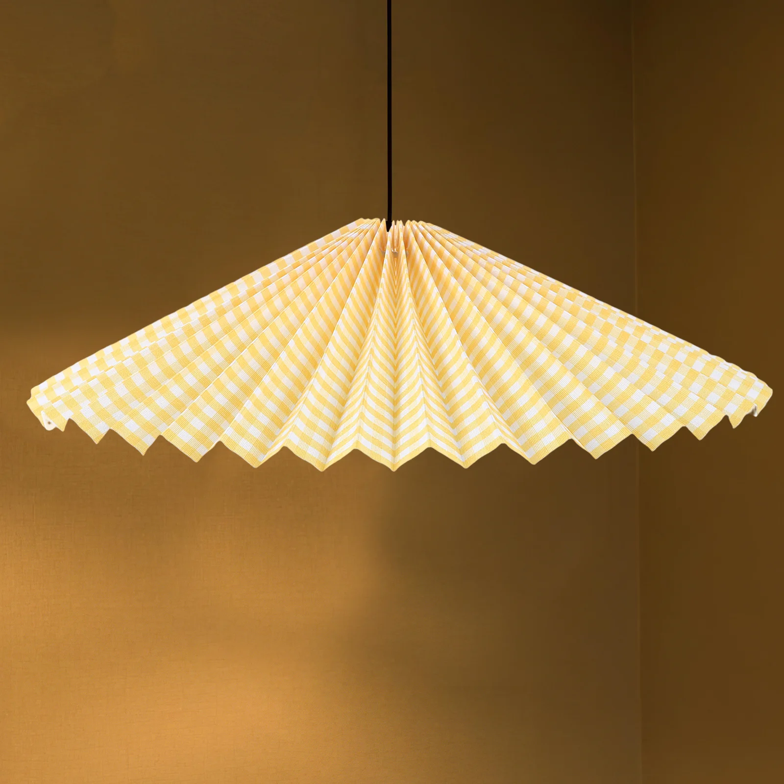 

Pleated Fabric Lampshade Unique Umbrella Floor Lamp Rotatable Iron Frame Bedside Light Cover for Bedroom Living Room Lighting