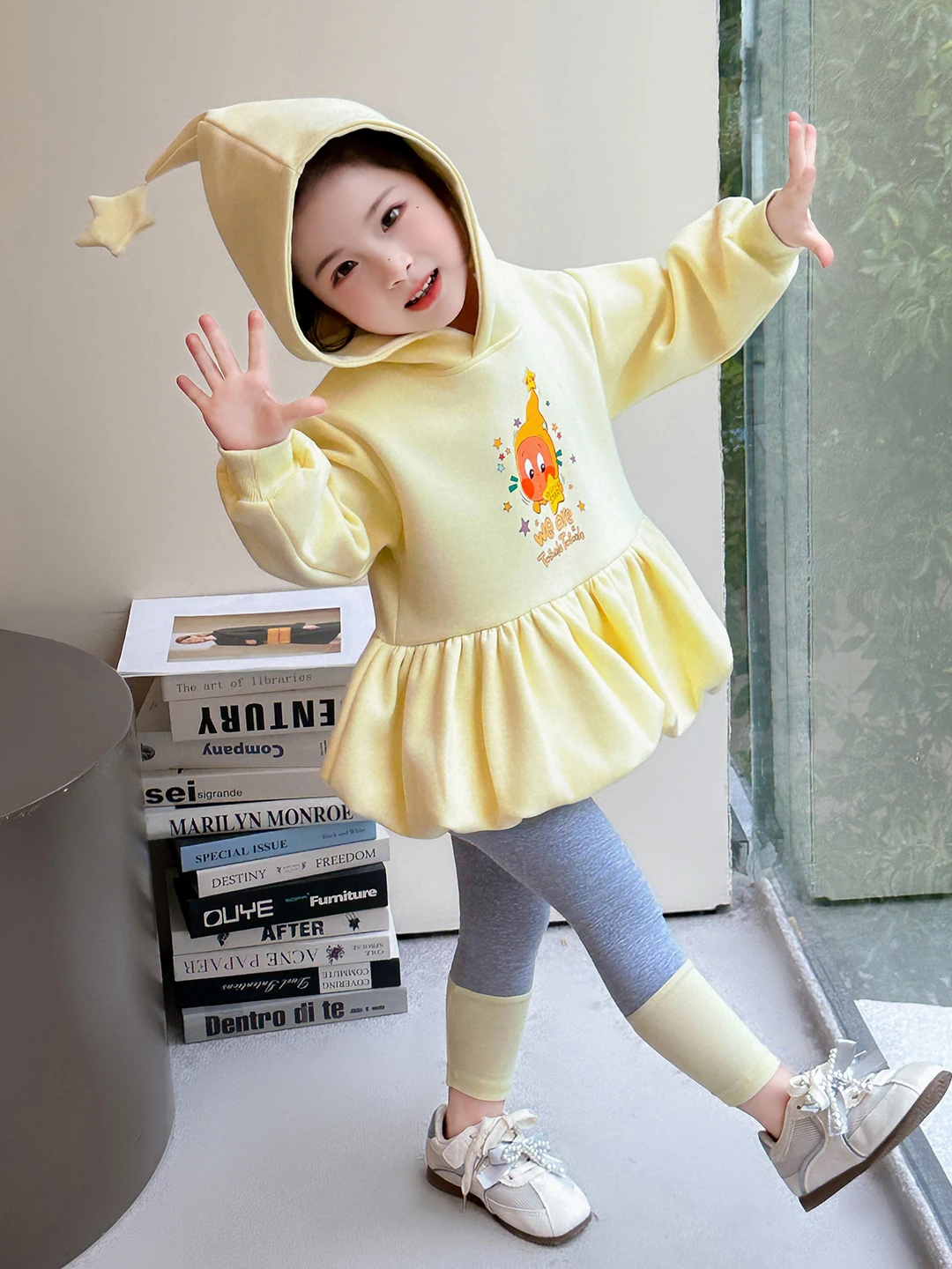 

Girls Knitted Hat Set Comfortable Casual Faion Cartoon Star Print Two-Piece Suit Spring 2026 Collection Knot Design